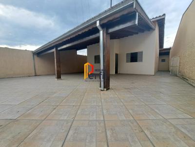 Casa Usada para Venda, em Pindamonhangaba, bairro Mantiqueira, 3 dormitórios, 2 banheiros, 5 vagas