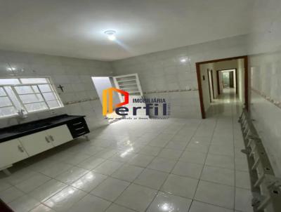 Casa Usada para Venda, em Pindamonhangaba, bairro Cidade Jardim, 2 dormitrios, 1 banheiro, 1 sute, 2 vagas