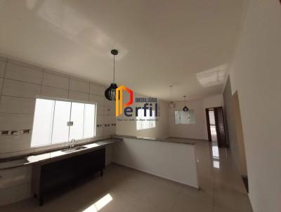 Casa Usada para Venda, em Pindamonhangaba, bairro Vila Su��a, 2 dormit�rios, 1 banheiro, 1 su�te, 3 vagas